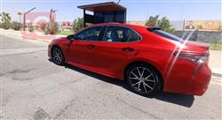 تۆیۆتا کامری